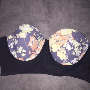 Swim suit top. Great with black bottoms